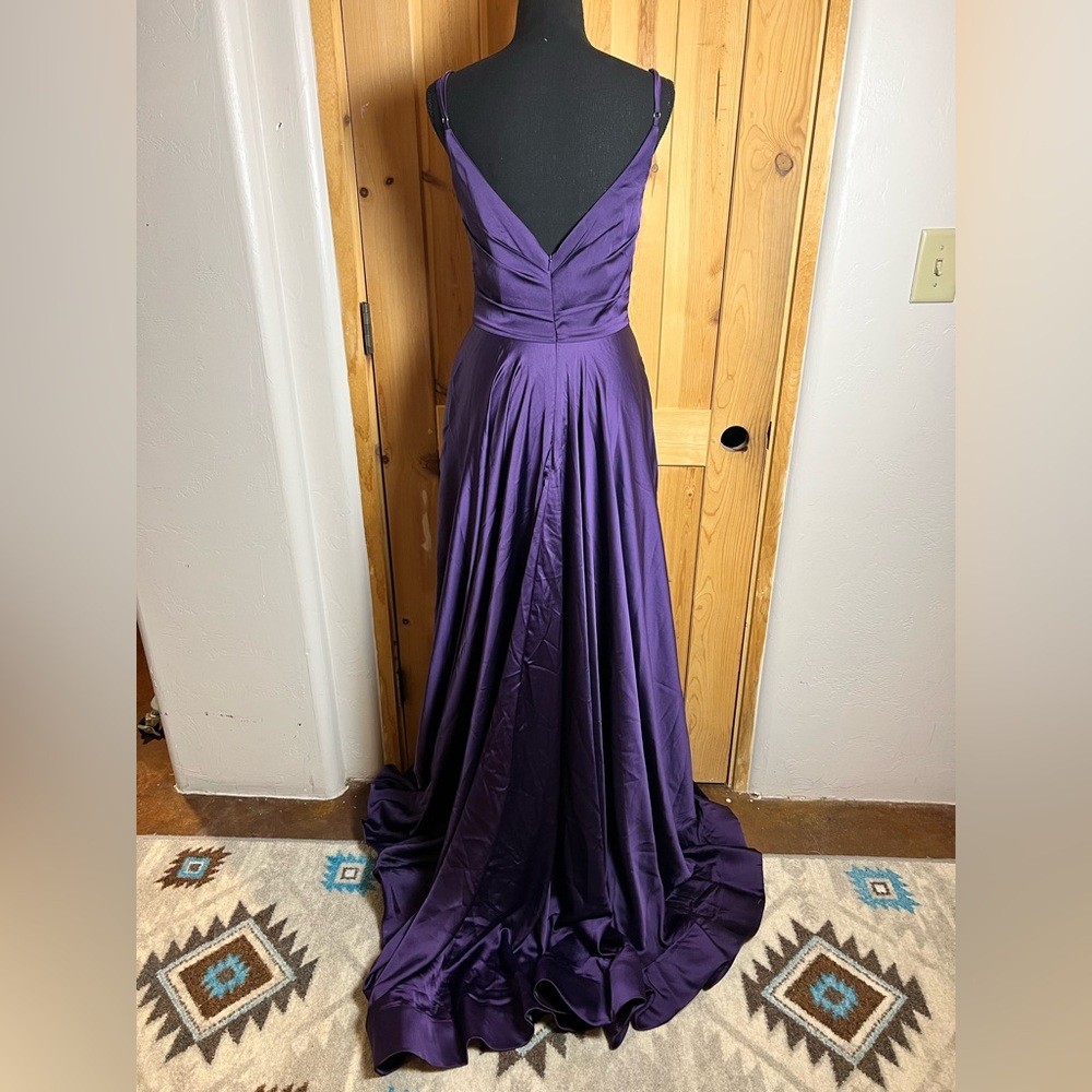 NWOT LA FEMME Plum Maxi Gown - Picture 4 of 9